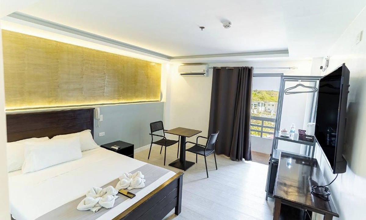 Lucap Apartment | Spotlight Hotel near Hundred Islands wharf