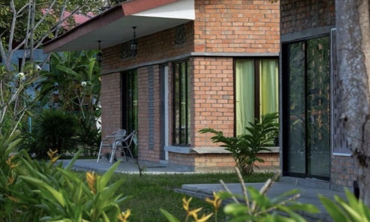 Chenarong Dalam Villa | Rouhi Retreats By Doulos