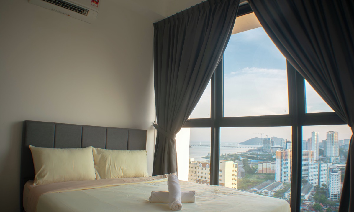 George Town House | Prime and Luxury 3-bedrooms near to the town with Netflix