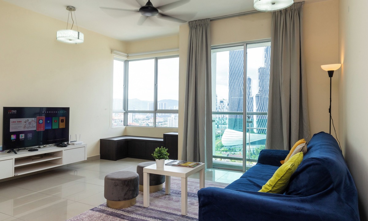 Sri Hartamas Apartment | 2Pax | Modern High-Rise Retreat | Connected to Publika Mall