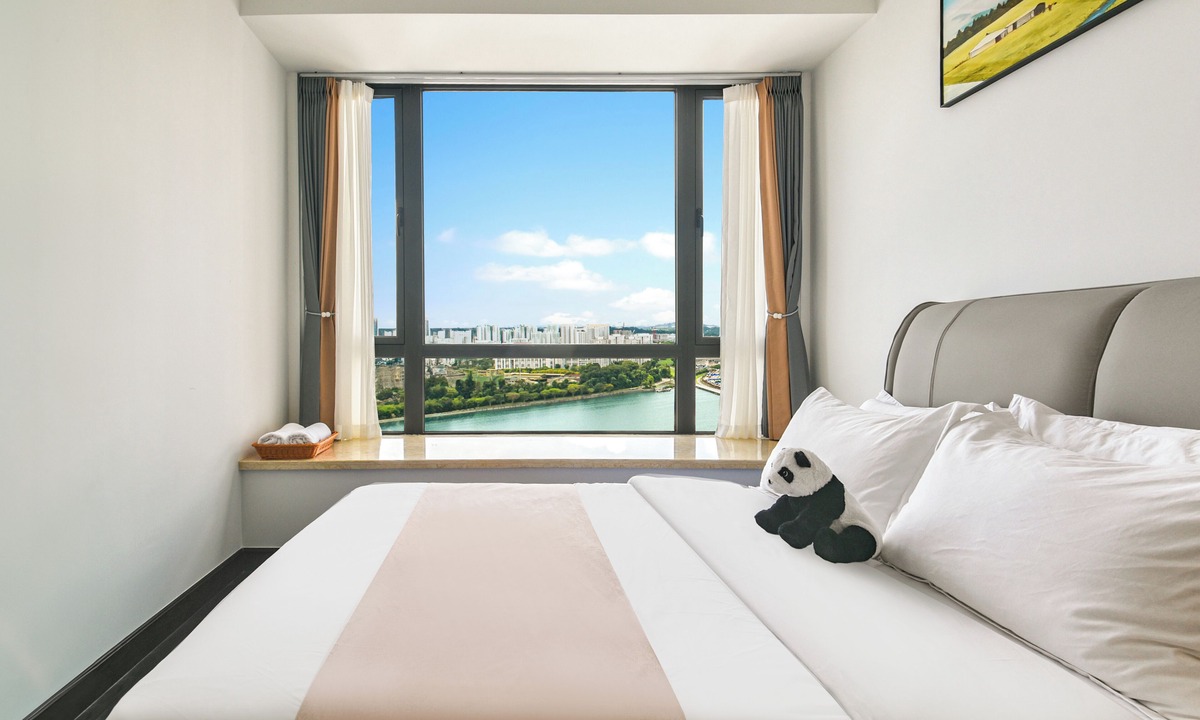 Central District Apartment | R&F Princess Cove by FUJU & 5mins to ClQ