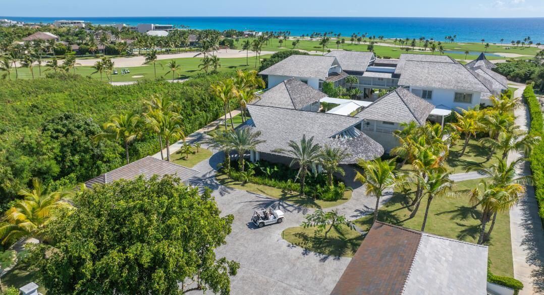 Punta Cana Villa | Founders' Villa- Sea & Green Prime Destination