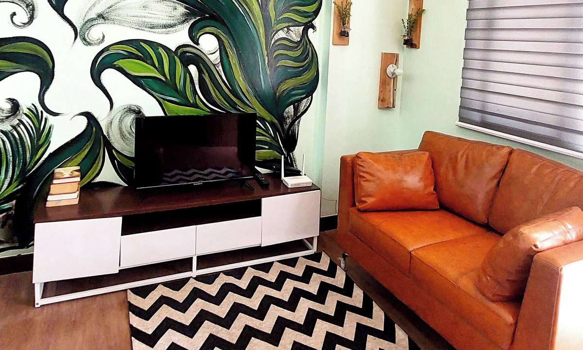 Baguio Apartment | Serene Premier Cozy Condo with Balcony, 2BR Parking Outlook Drive Baguio