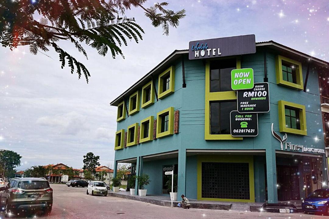 Taman Mahajaya Hostel | Finess Basic Hotel