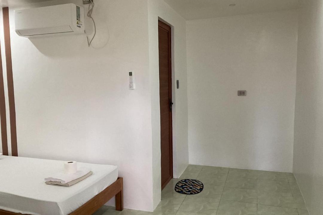 Burgos House | Cris & Mar Homestay