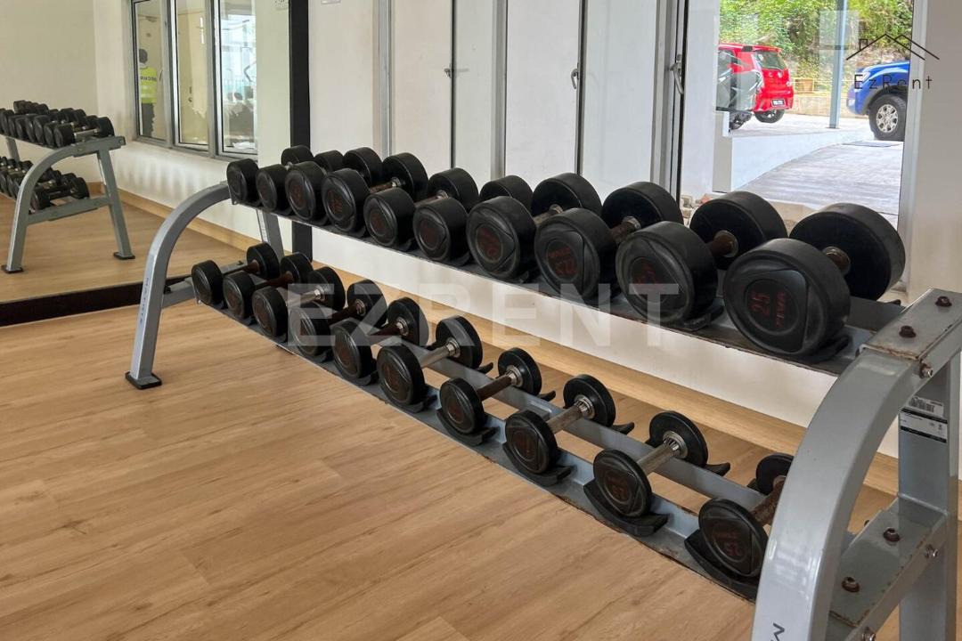 Larut Apartment | Taiping Highest Penthouse 5BR with Swimming Pool & Netflix WiFi near Lake Garden Zoo