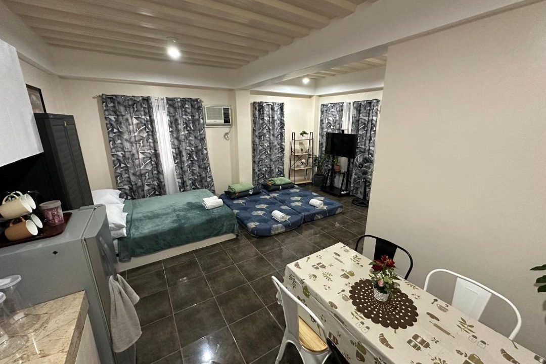 Cagayan de Oro House | The Uptown deluXE Studio #5