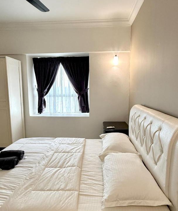 Baharu Apartment | StayChila PD l BayviewVilla Condo 3R4B Telok Kemang