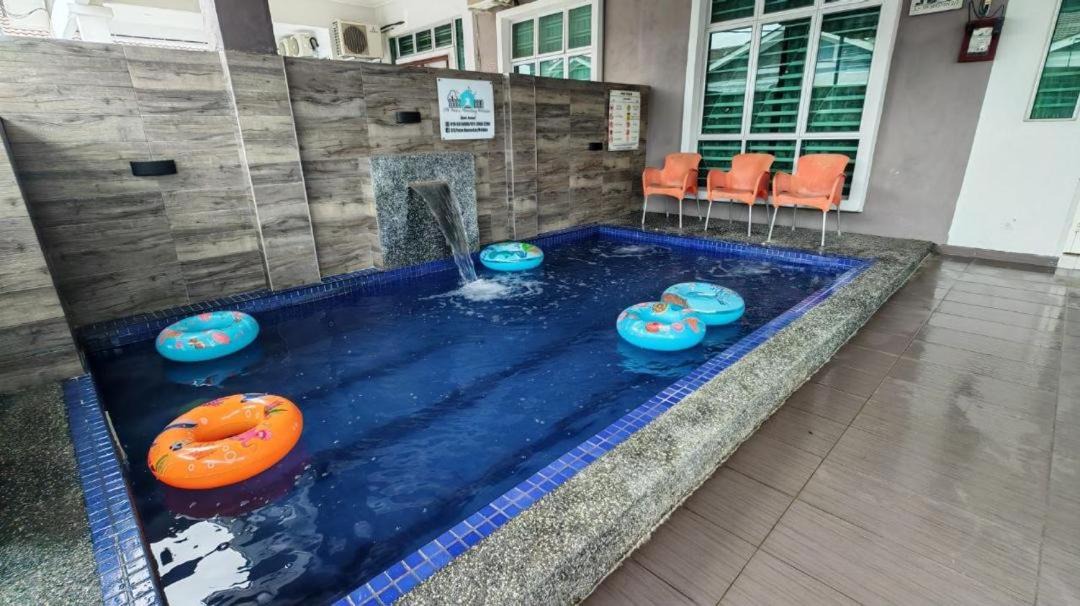 Durian Tunggal House | AMAR Private Pool Homestay Melaka