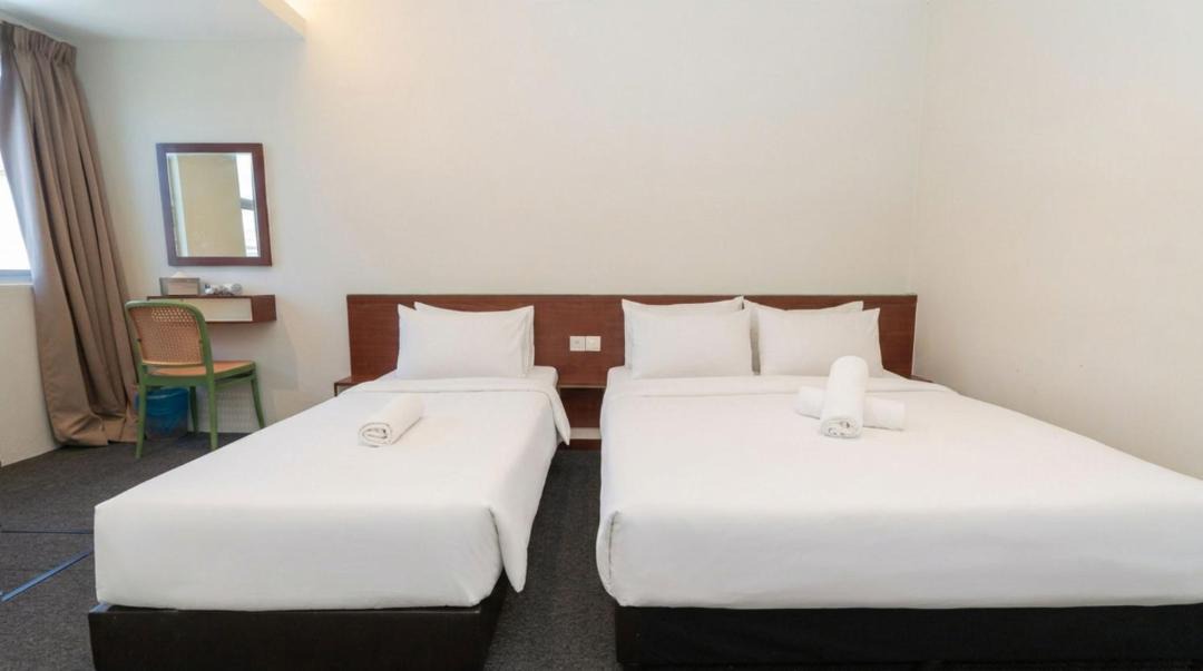 Malacca City Hotel | Swing and Pillows - Malacca Mahkota Parade