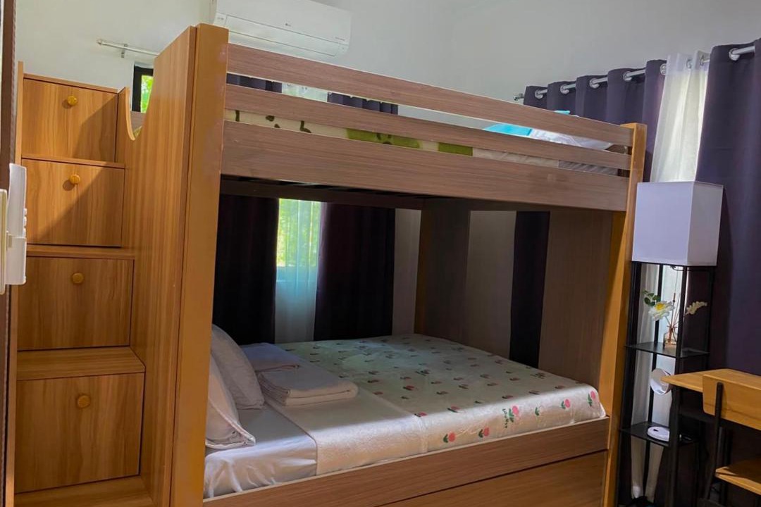 Basdiot House | Family Room for 12 guests