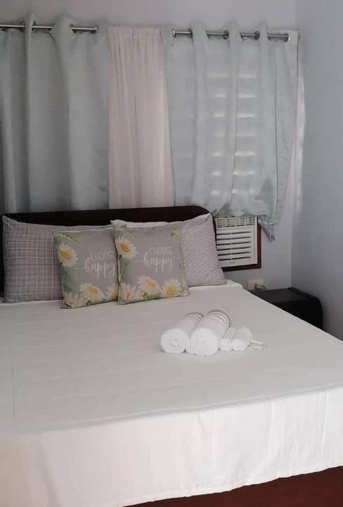 Bacolod Hostel | Point Gate Inn