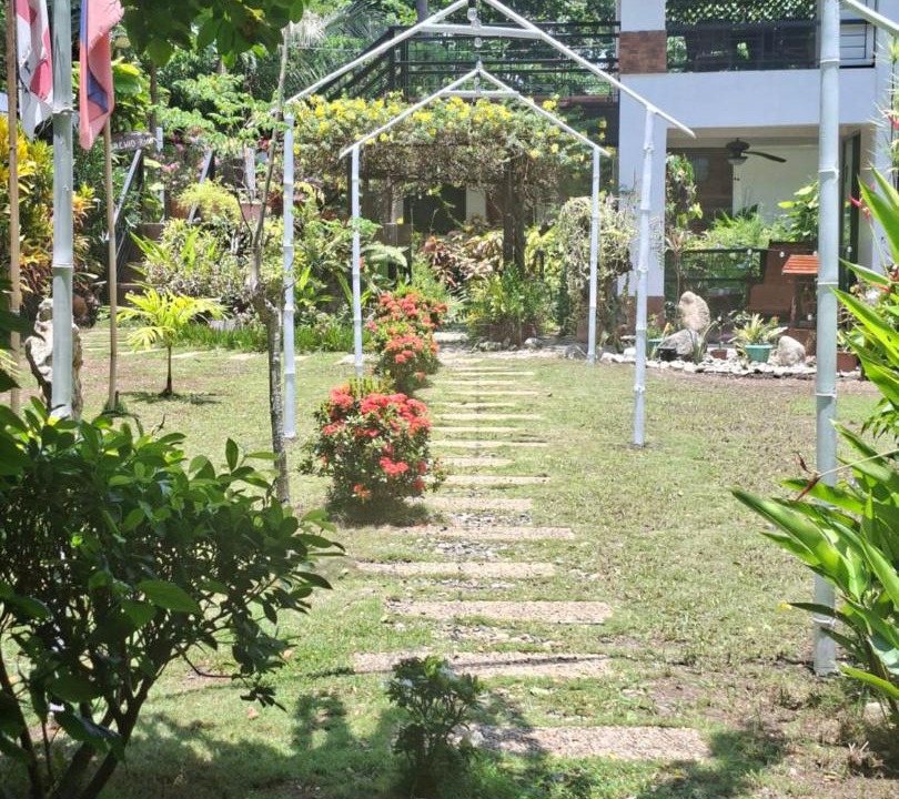 Tigbauan Resort | The English Filipina Secret Garden Resort