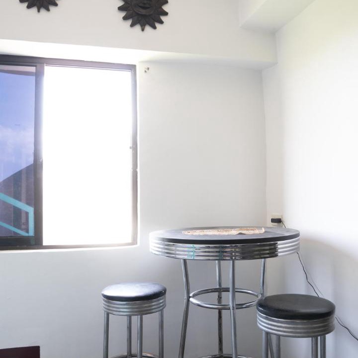 Mactan Export Processing Zone Hostel | Wanderers Backpacker Condotel