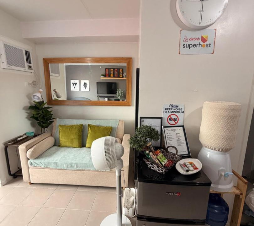 Basak Apartment | Near Mactan Airport, Pool, Fast WiFi, Netflix & Disney