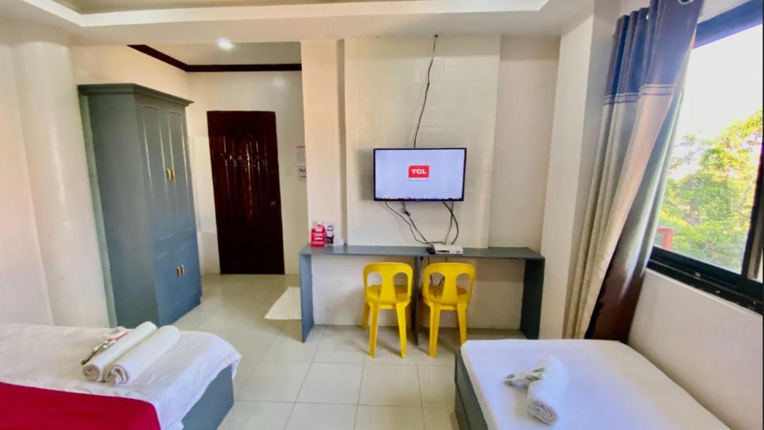Masbate City Hotel | RedDoorz @ Greenview Hotel and Restobar Masbate