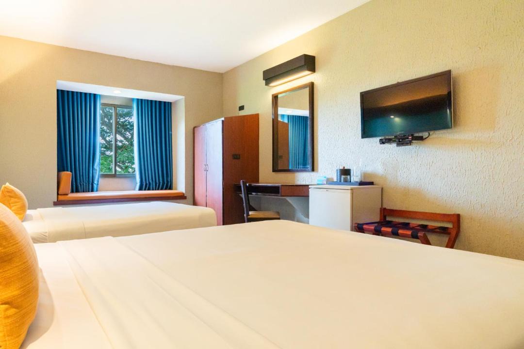Javalera Hotel | Microtel by Wyndham Eagle Ridge