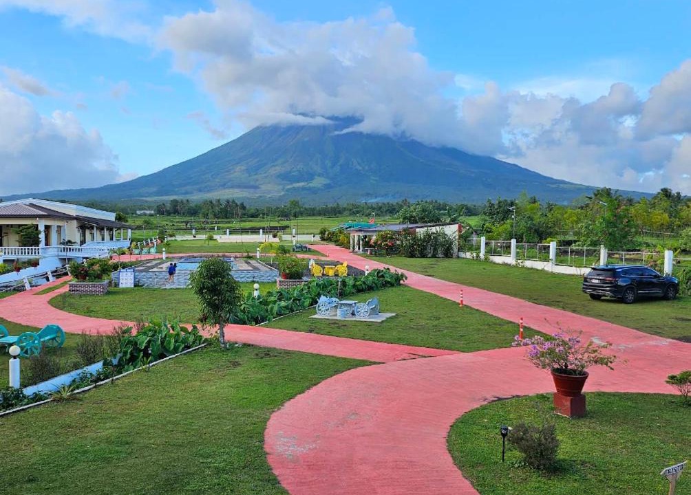 Camalig Hotel | Ondue Hotel & Events Place
