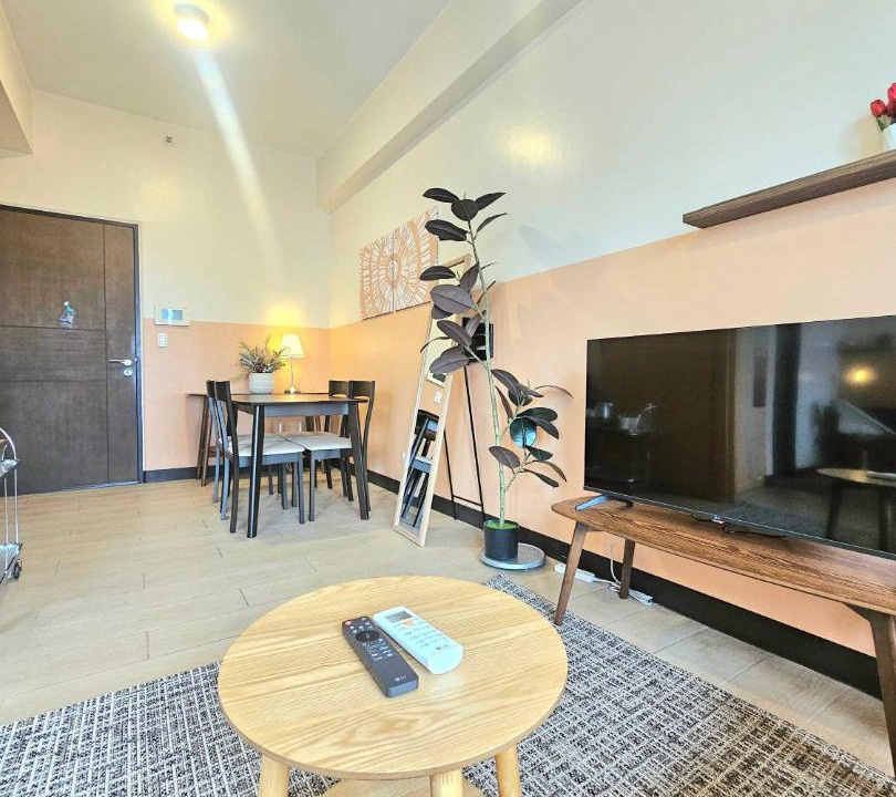 Legazpi Village Apartment | Terracota Glow 1BR Condo near Greenbelt Mall