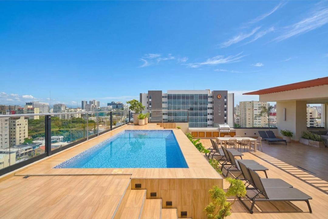 La Julia Apartment | Nizacitytower Downtownsd Poolgymbalcony