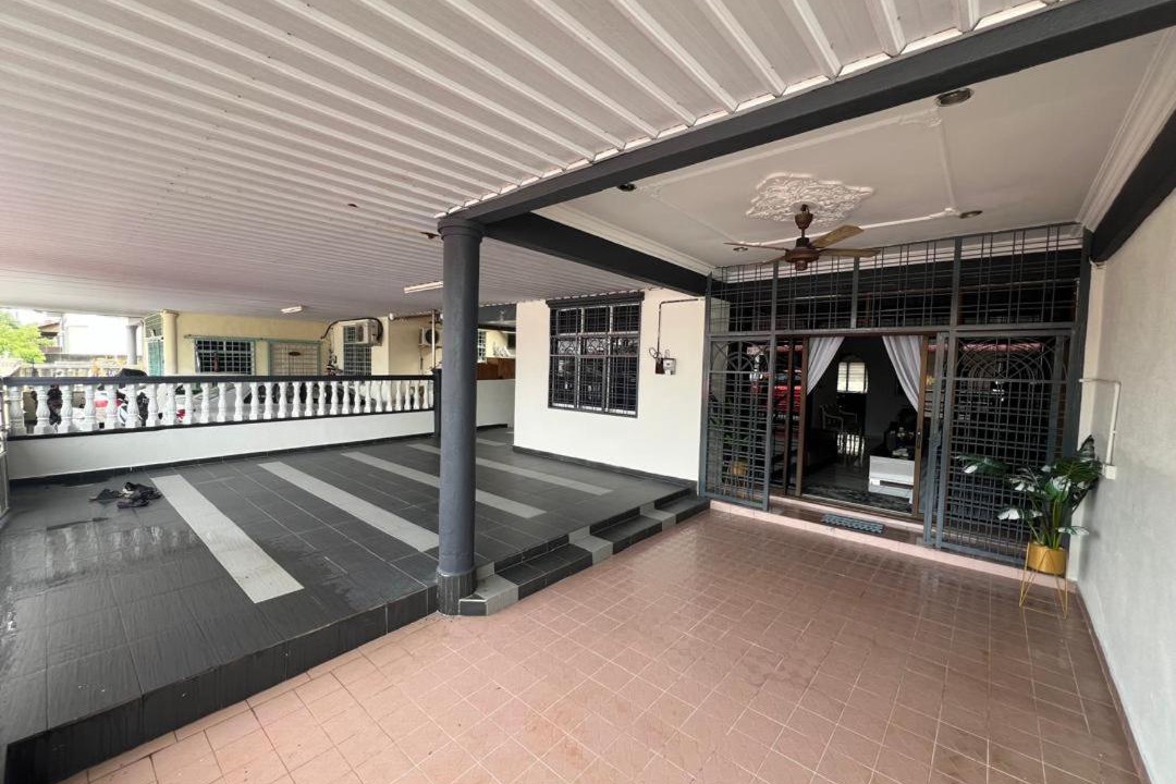 Nibong Tebal House | D'Ila Homestay Nibong Tebal by Cozystays