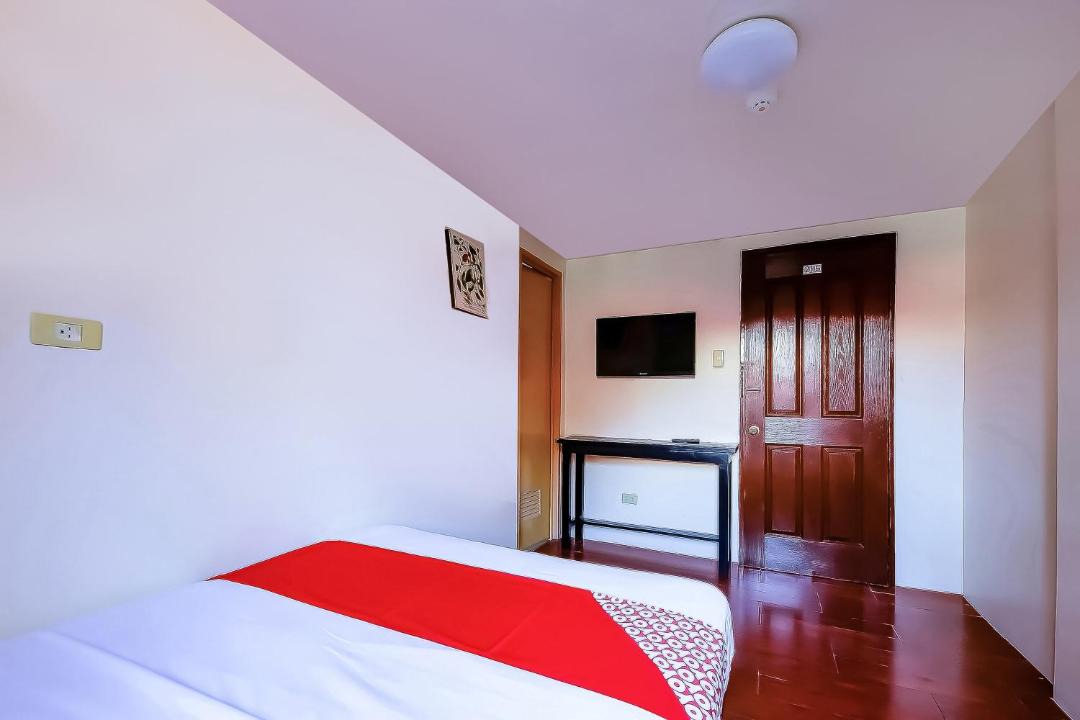 Las Pinas Hotel | Cote D' Azure