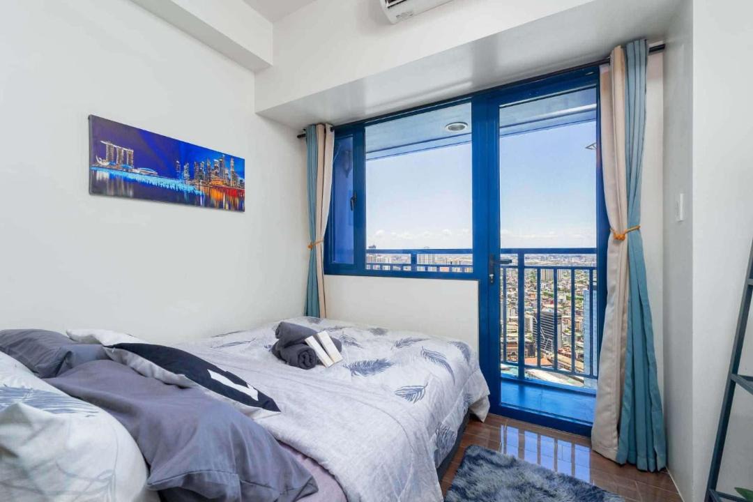San Antonio Apartment | Condominium in Air Residence, Makati