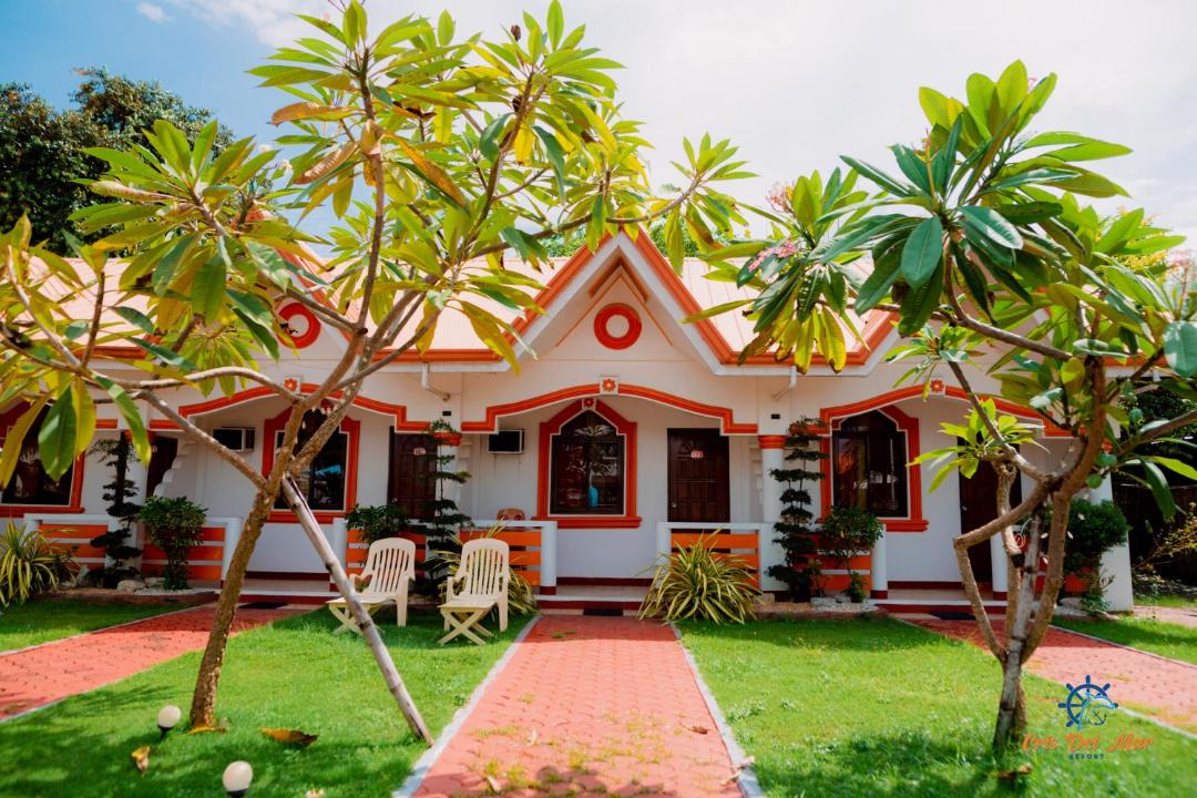 Bolinao Resort | Cris Del Mar Resort