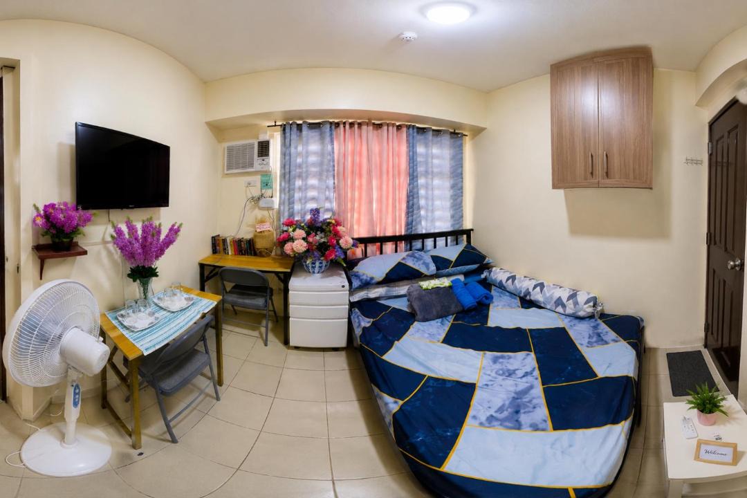 Highway Hills Apartment | Urban Deca Mandaluyong Suite