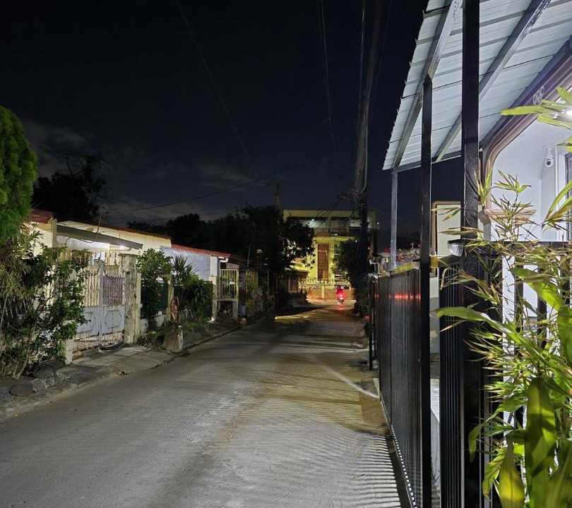 Santa Rosa Apartment | Santa Cosy villa private unit A - 2BR Apt Fast Wi-Fi, Netflix included hot showers