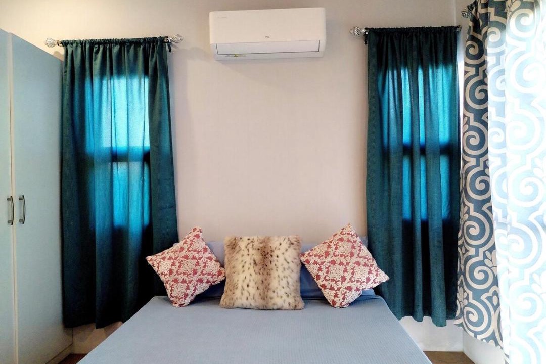 Angeles City House | Cozy Peak Staycation