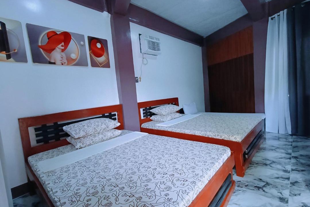 Pagudpud Cabin | Modern Oceanview Room Good for 5 Pax Adults Glenmark's Homestay