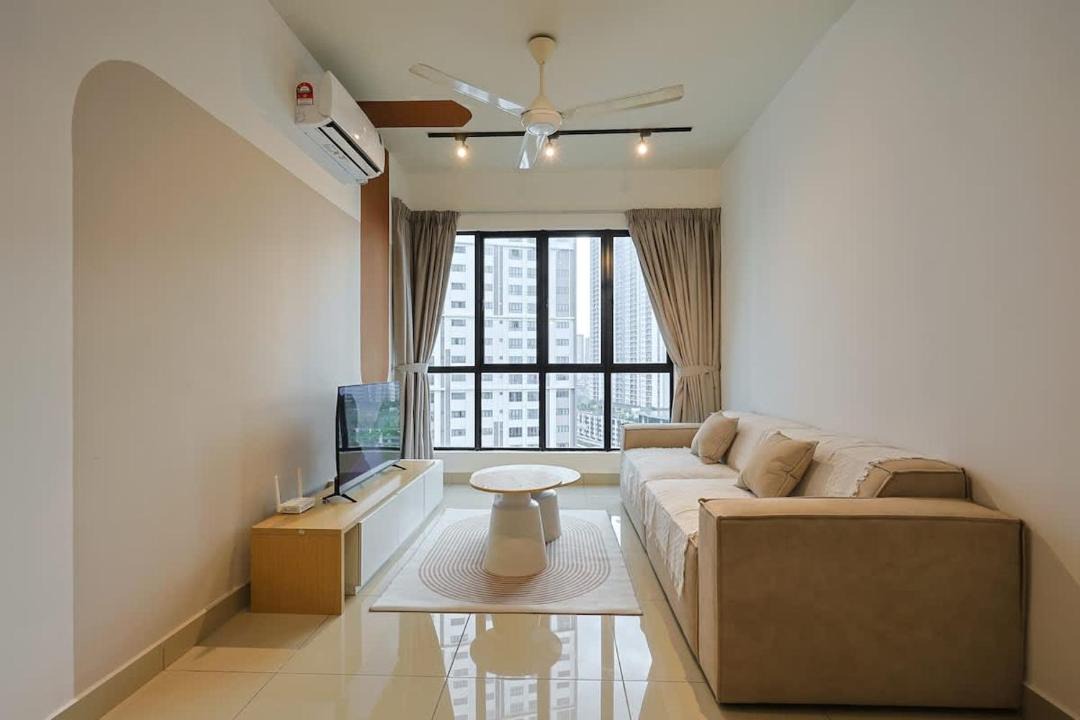 Sentul Pasar Apartment | One Maxim Sentul By LuxeStay