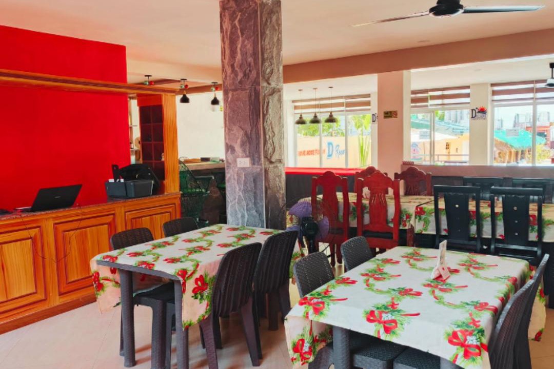 San Narciso Hotel | D'Resort Beach Resort