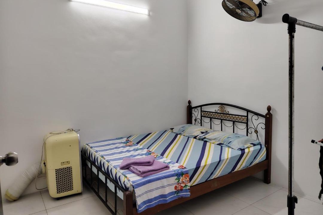 Taiping House | RSH Gemilang - 3 bedrooms, 2 bathrooms, private parking