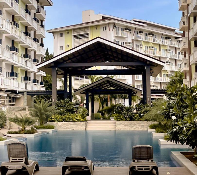 Mactan Export Processing Zone Apartment | Resort Style Studio near Mactan - Cebu Airport - with Pool & Gym