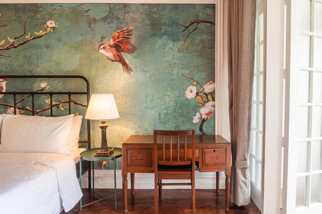 Bagong Lipunan Ng Crame Apartment | MiraNamin SAMPAGUITA - Two Bedroom Suite in Historic Home with Indoor Plunge Pool, Self-Service Breakfast, Garden View, Pet-Friendly
