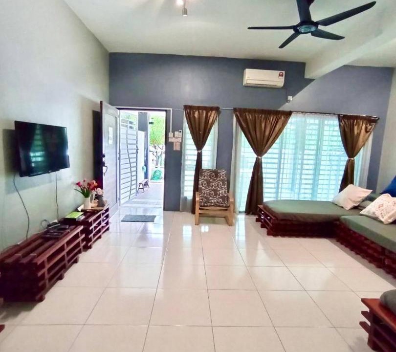 Hulu Kinta House | Animation Homes I Meru Raya IPOH I by Grab A Stay l 16pax max
