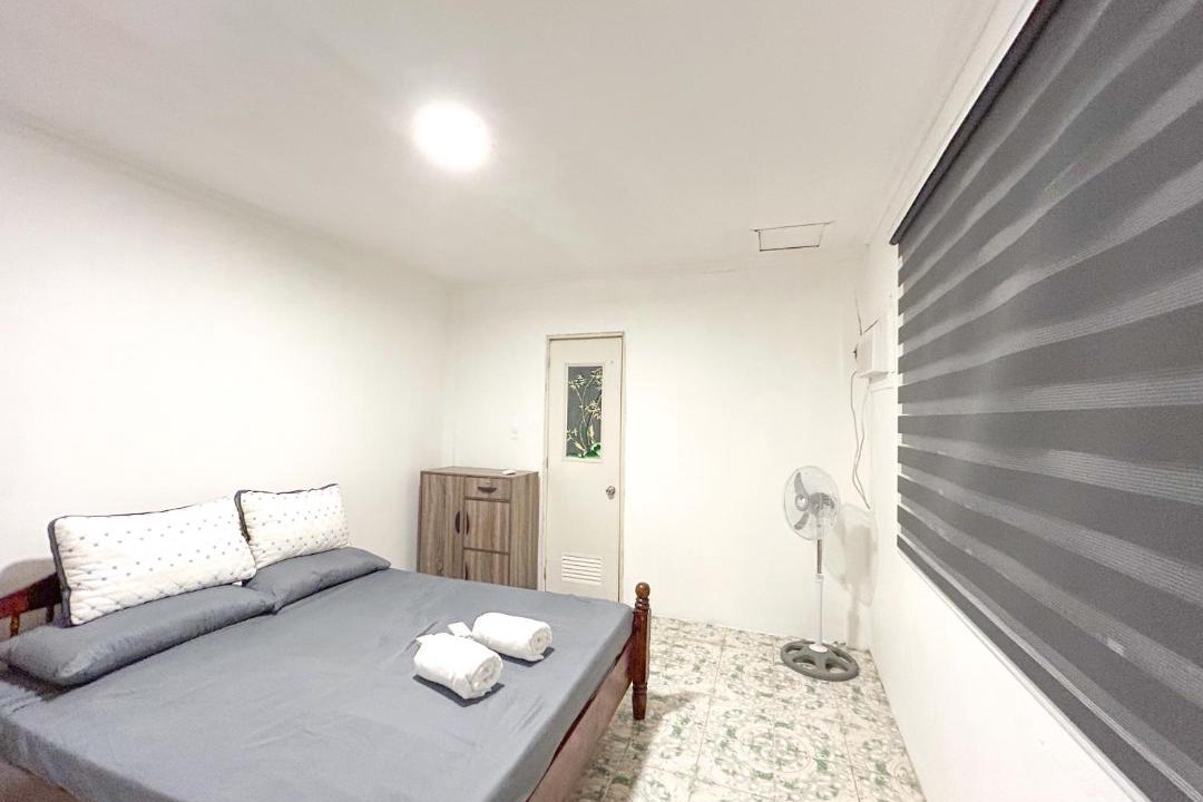 Tarlac House | EC HomeStay