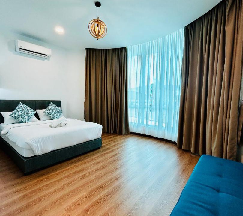 Taman Intan Hotel | Lestari Inn Boutique Residence Self- Check-in homestay - Private Parking