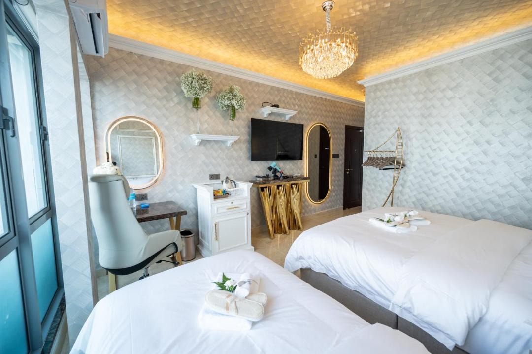 Downtown Kota Kinabalu Hotel | Ritz Residence - A Member of The Luxury Hotel Group