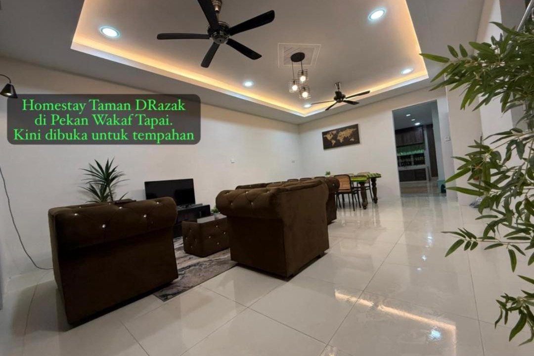 Kampung Kayu Arang House | Adam's Nur Homestay Taman D Razak Wakaf Tapai