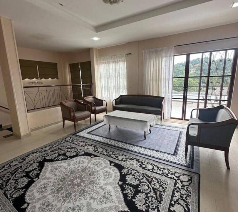 Kuala Lumpur Villa | Pinggir TTDI Damansara Homestay for big group up to 35 pax