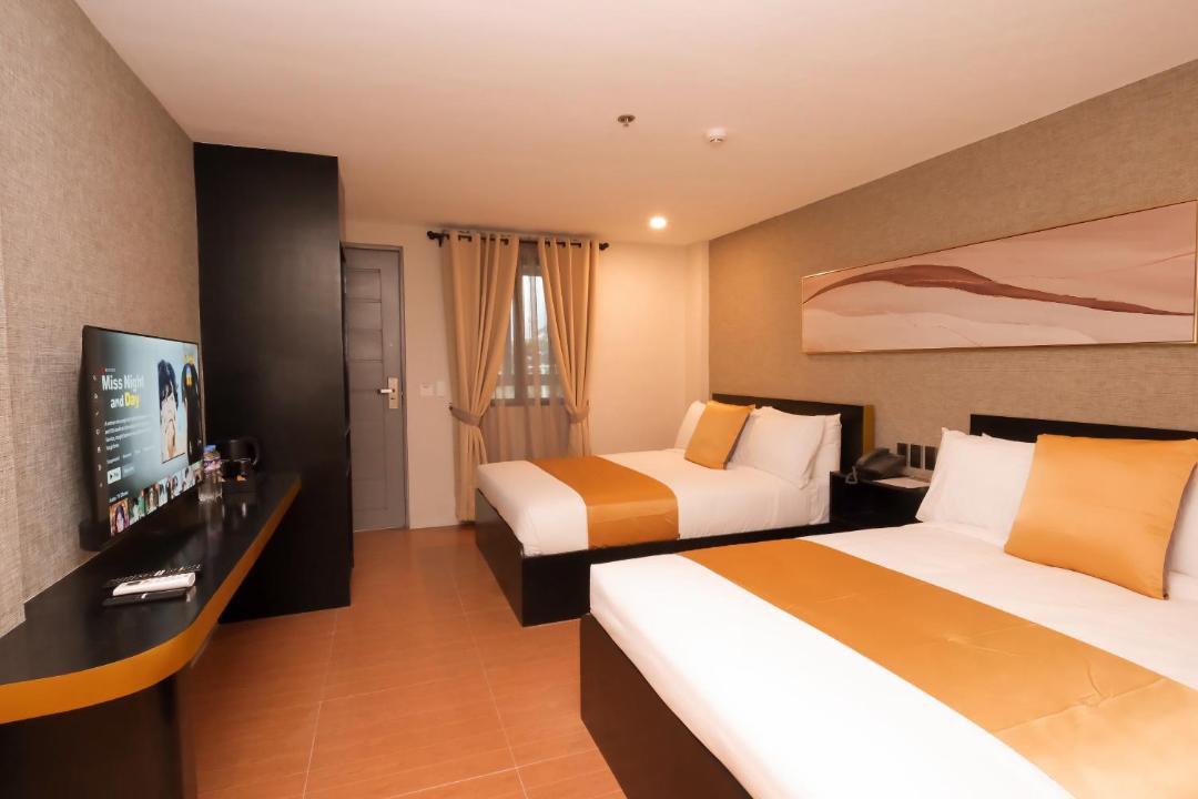 Cabanatuan Hotel | The Quarters by Rosey