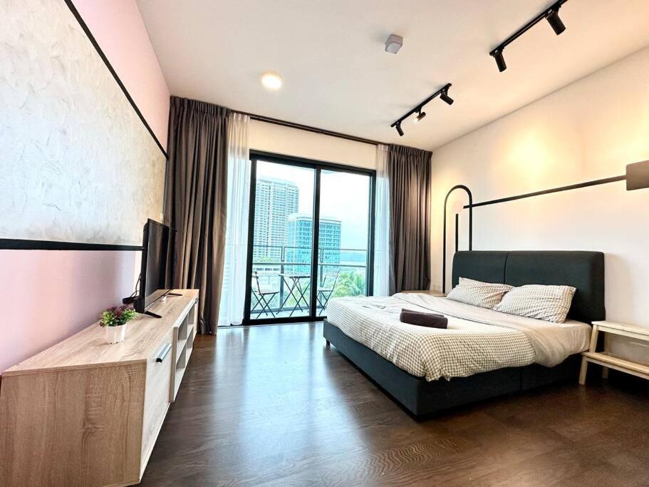 Nusajaya Apartment | Almas Suites Studio Netflix Puteri Harbour By STAY