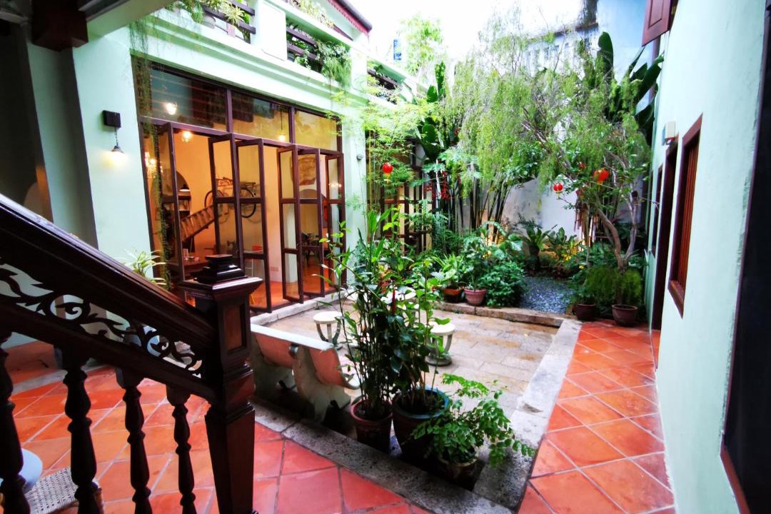 Historic George Town Hotel | East Indies Mansion