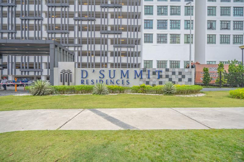 Photo of Buildings in Kempas