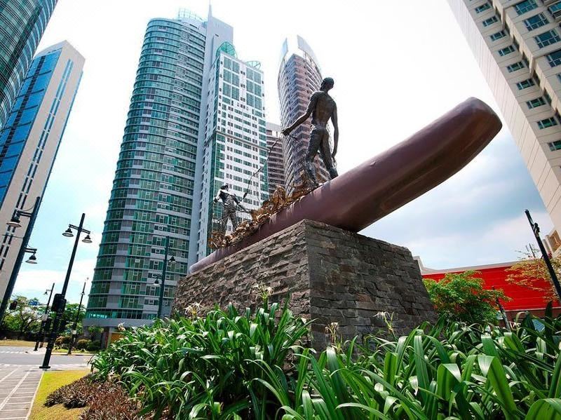 Photo of Buildings in Bonifacio Global City