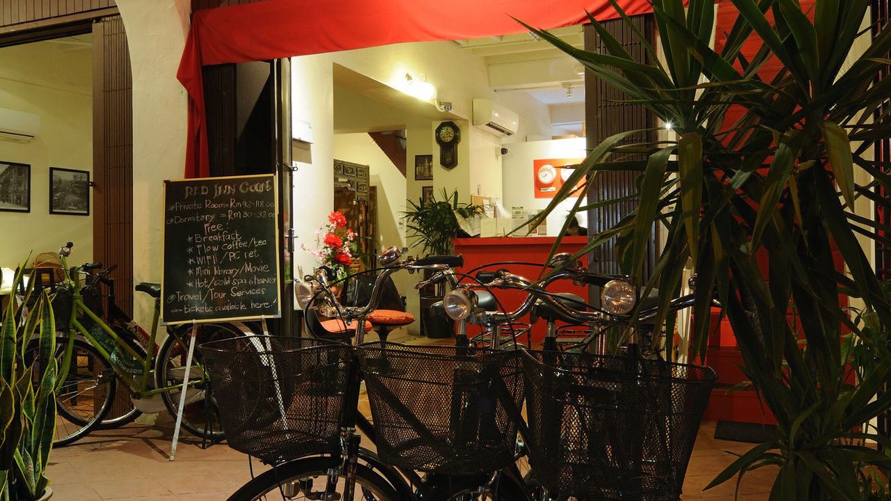 Photo of Livingroom in Historic George Town