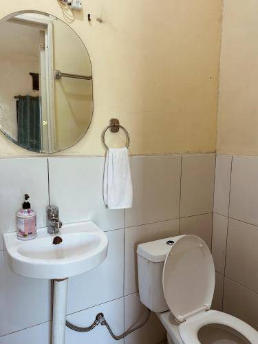 Photo of Bathroom in Taytay